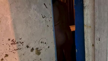 Bájos anyuci beleegyezett hogy megdugja a nevelt kölyke de az bele is spriccelt a pinájába Thumb