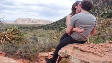 Amatőr barátnő cumizza a falloszt Thumb