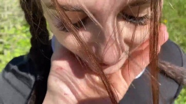 Fiatal tini ribanc kefélés és popószex a városban Thumb