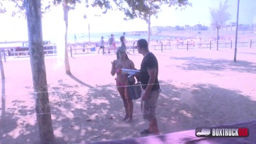 Hatalmas popójú délamerikai bébi felizgul a simogatástól és belemegy a hancúrba Thumb