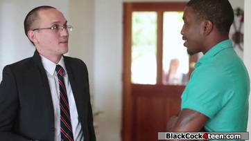 Sexy magyar nuna és a termetes fekete lompos Thumb