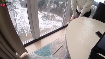 Bevadult milf oktató szívja a fiatalember bazinagy szerszámát Thumb