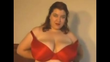 Erika a 19 esztendős dundi barátnőm jó hatalmas cickói Thumb