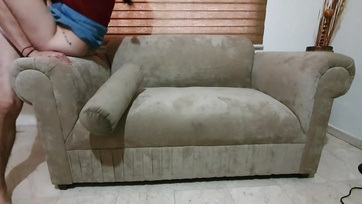 Amatőr szex a formás seggű szomszéd bigével Thumb