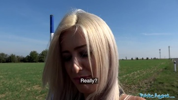 Elment egy légyottra a lófaszú utcaügynökkel a vadító szőke román leány Thumb